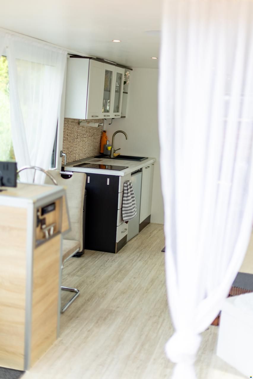 Hausboot 11000x4300 Lux Edition
