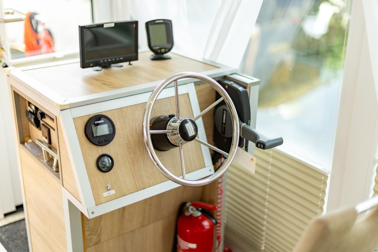 Hausboot 11000x4300 Lux Edition