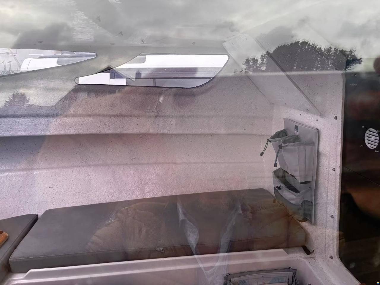 Remus 550 Cabin