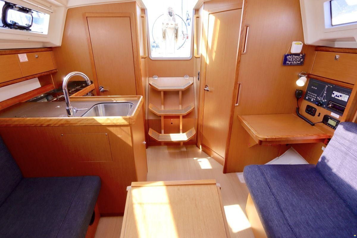 Bavaria 33 Cruiser