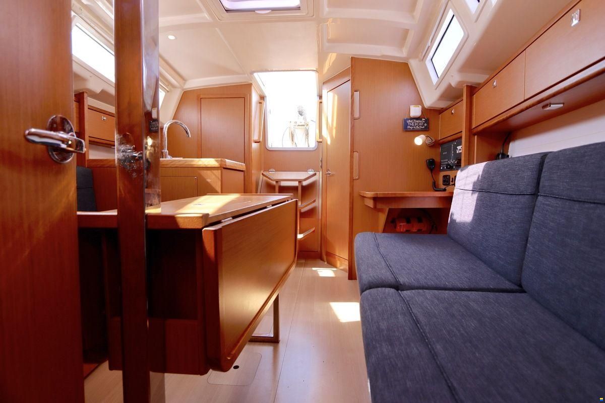 Bavaria 33 Cruiser