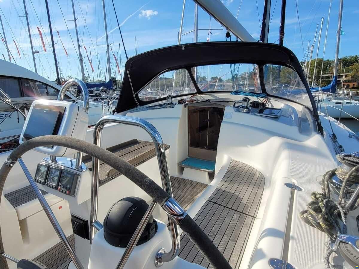 Bavaria 42-3 Custom Line