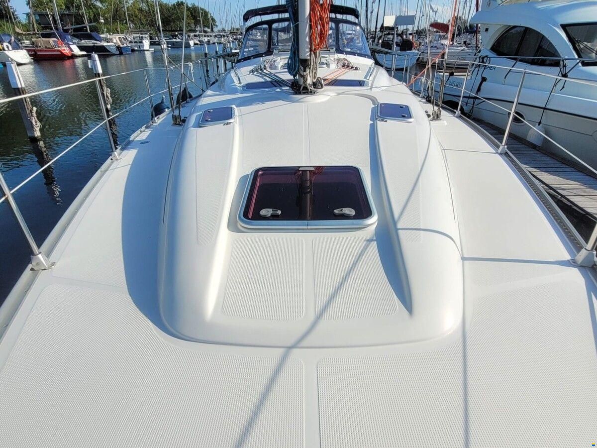 Bavaria 42-3 Custom Line