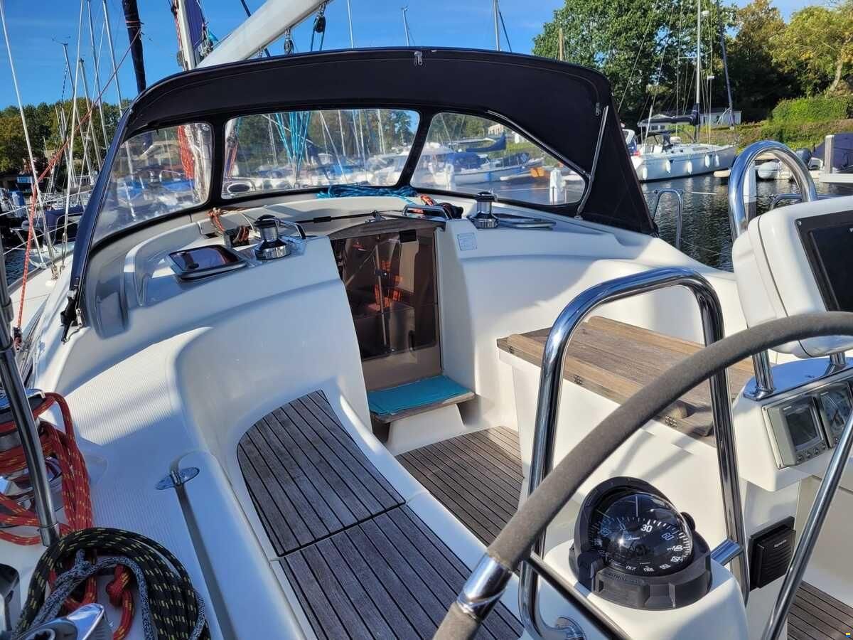 Bavaria 42-3 Custom Line