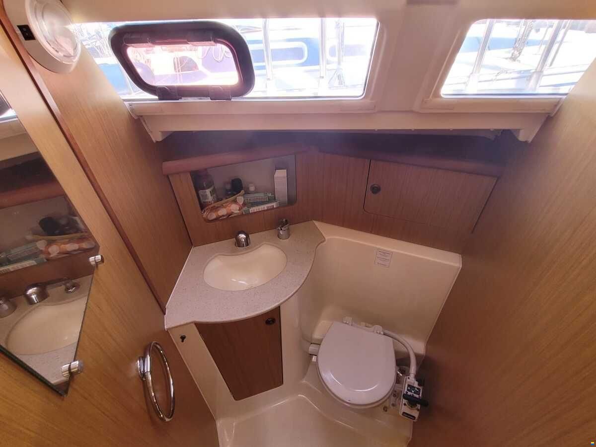 Jeanneau Sun Odyssey 32i