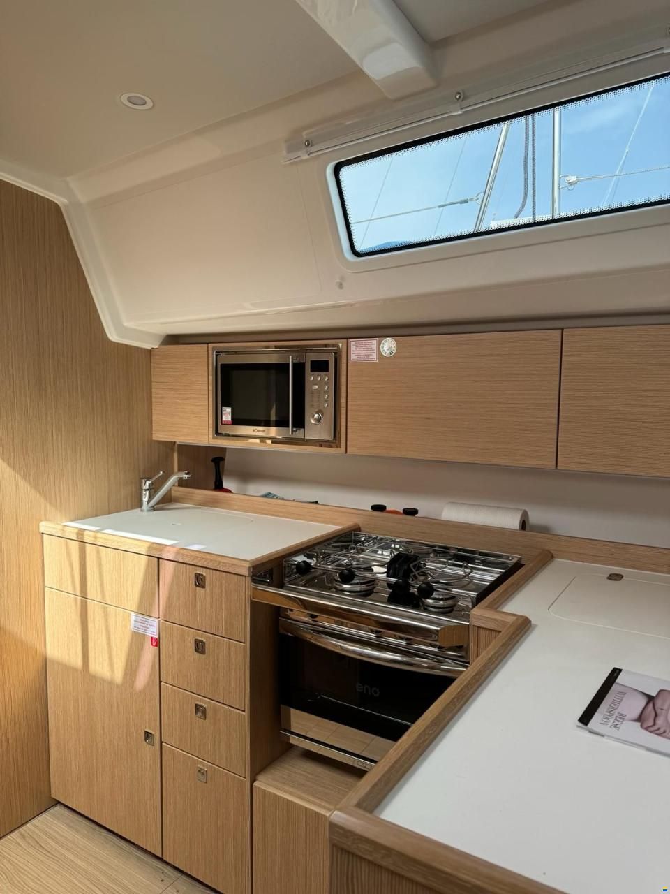 Bavaria C42