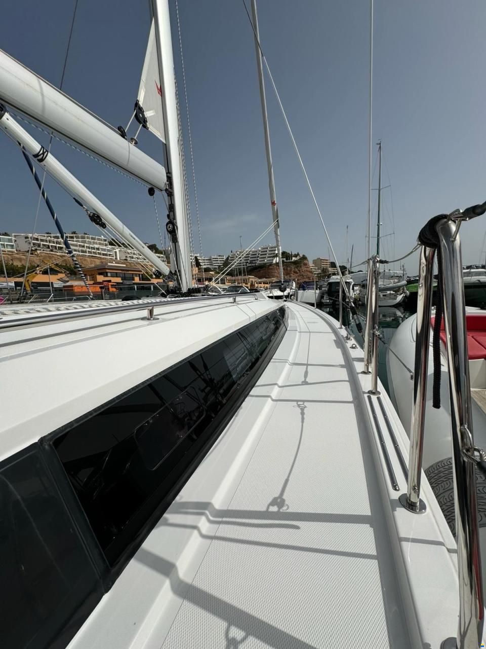 Bavaria C42