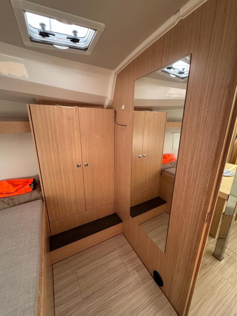 Bavaria C42