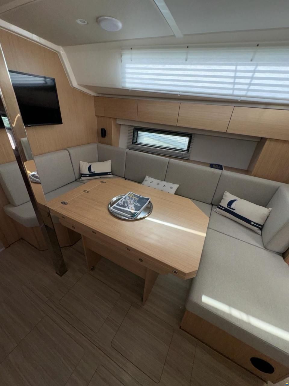 Bavaria C42