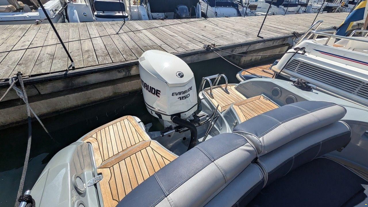 Yamarin Cross 61 CENTER CONSOLE