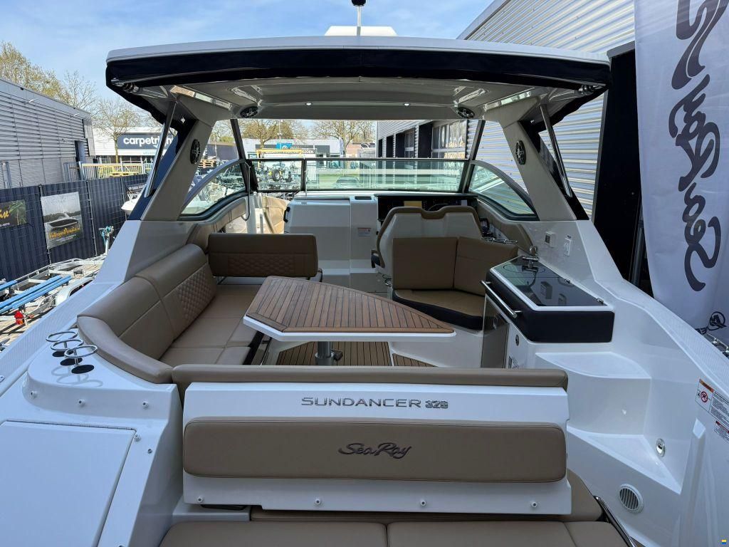 Sea Ray Sundancer 320