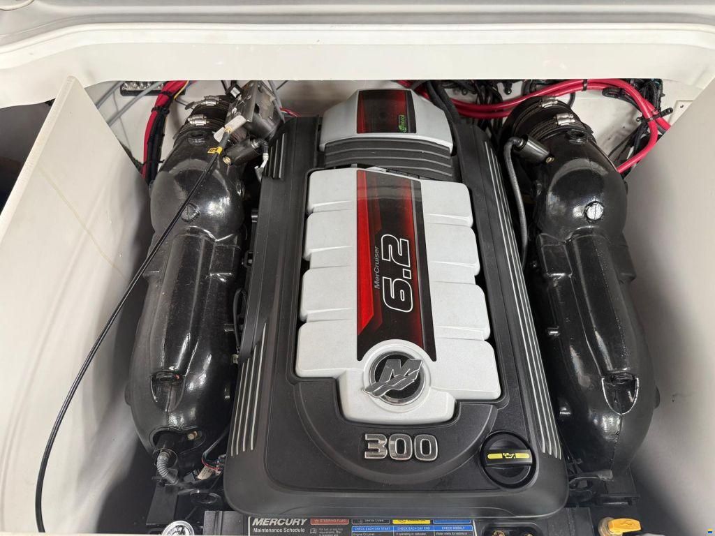 Crownline 225 SS