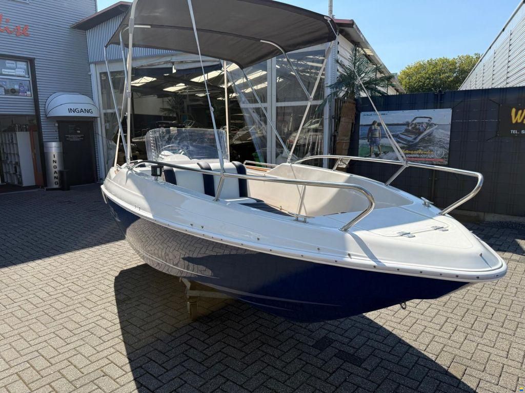 Quicksilver 500 Commander