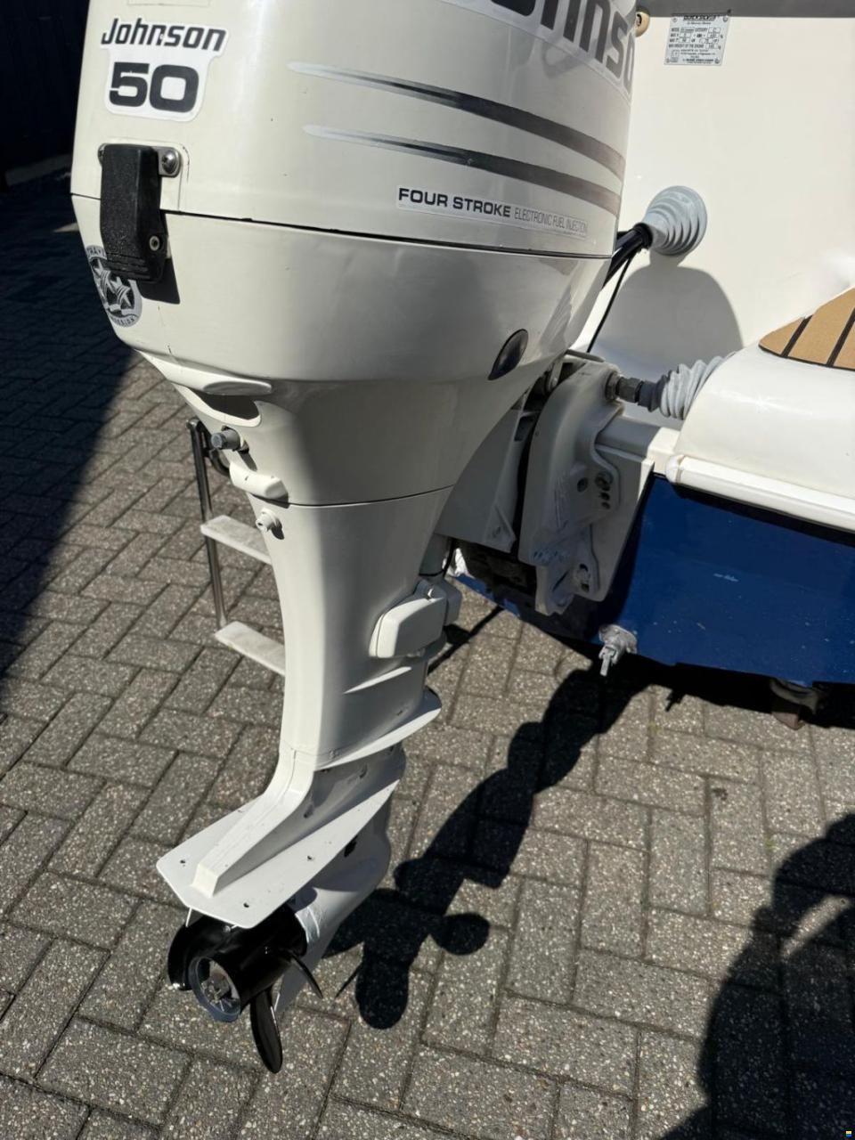 Quicksilver 500 Commander