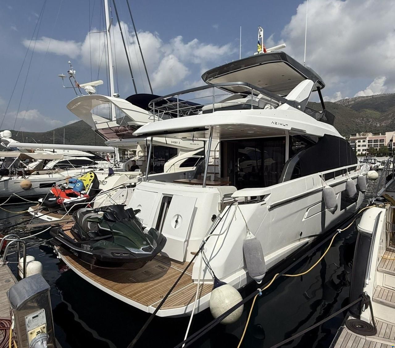 Azimut 68 FLY - MODEL 2024