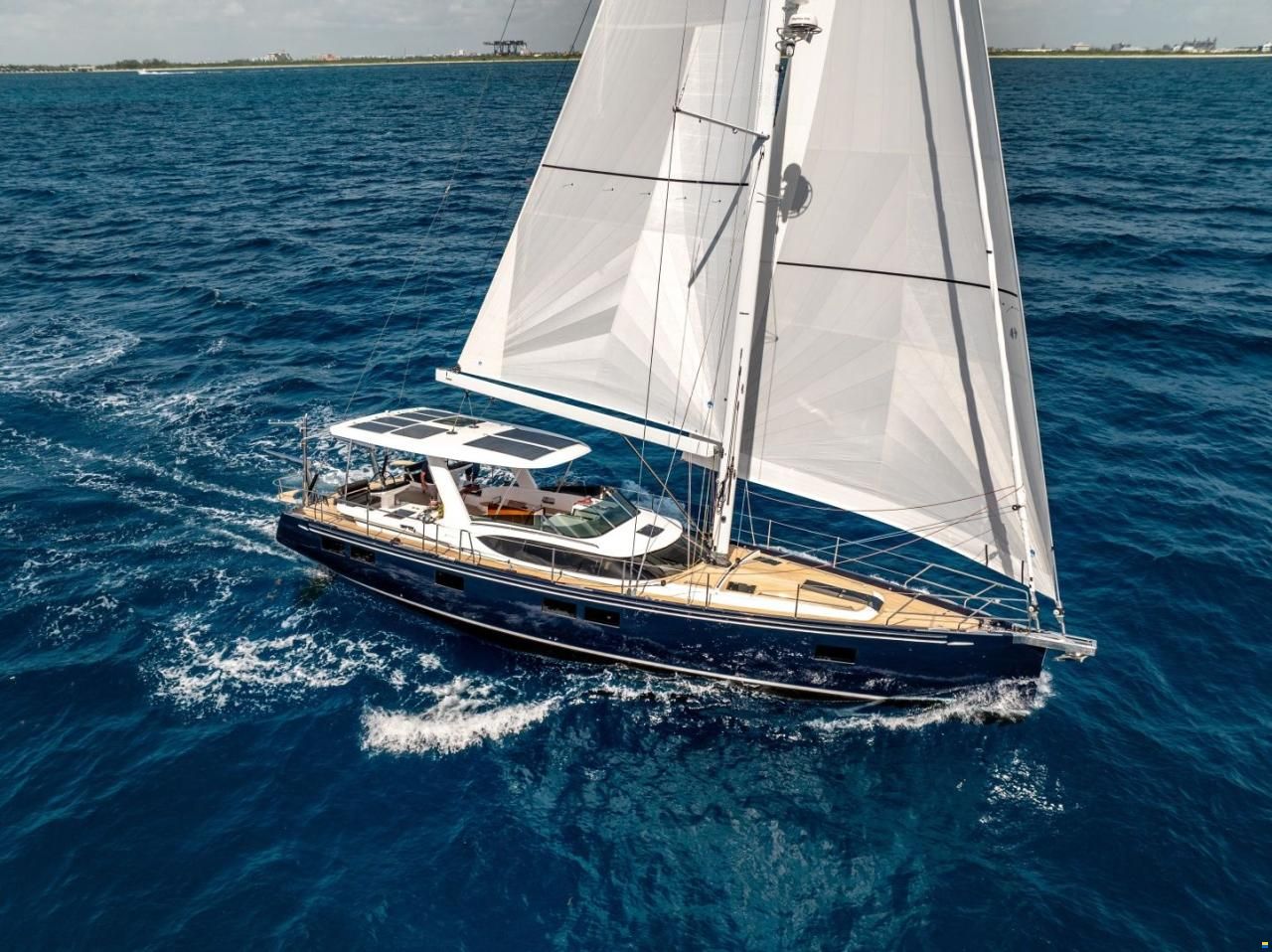 Hylas H57