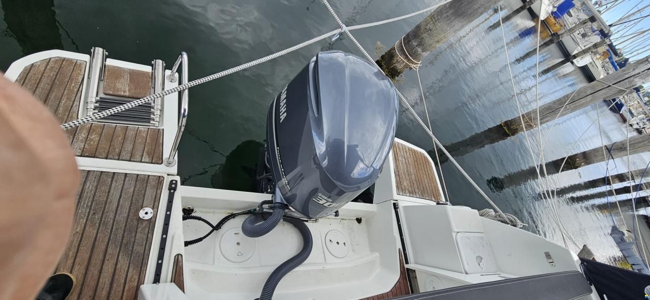 Jeanneau Motorboot Merry Fisher 895, Baujahr 2017