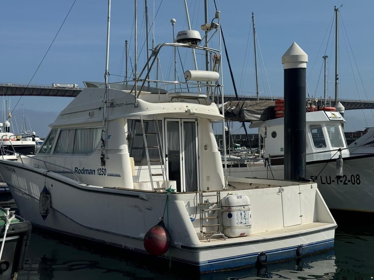Rodman 1250 Fly