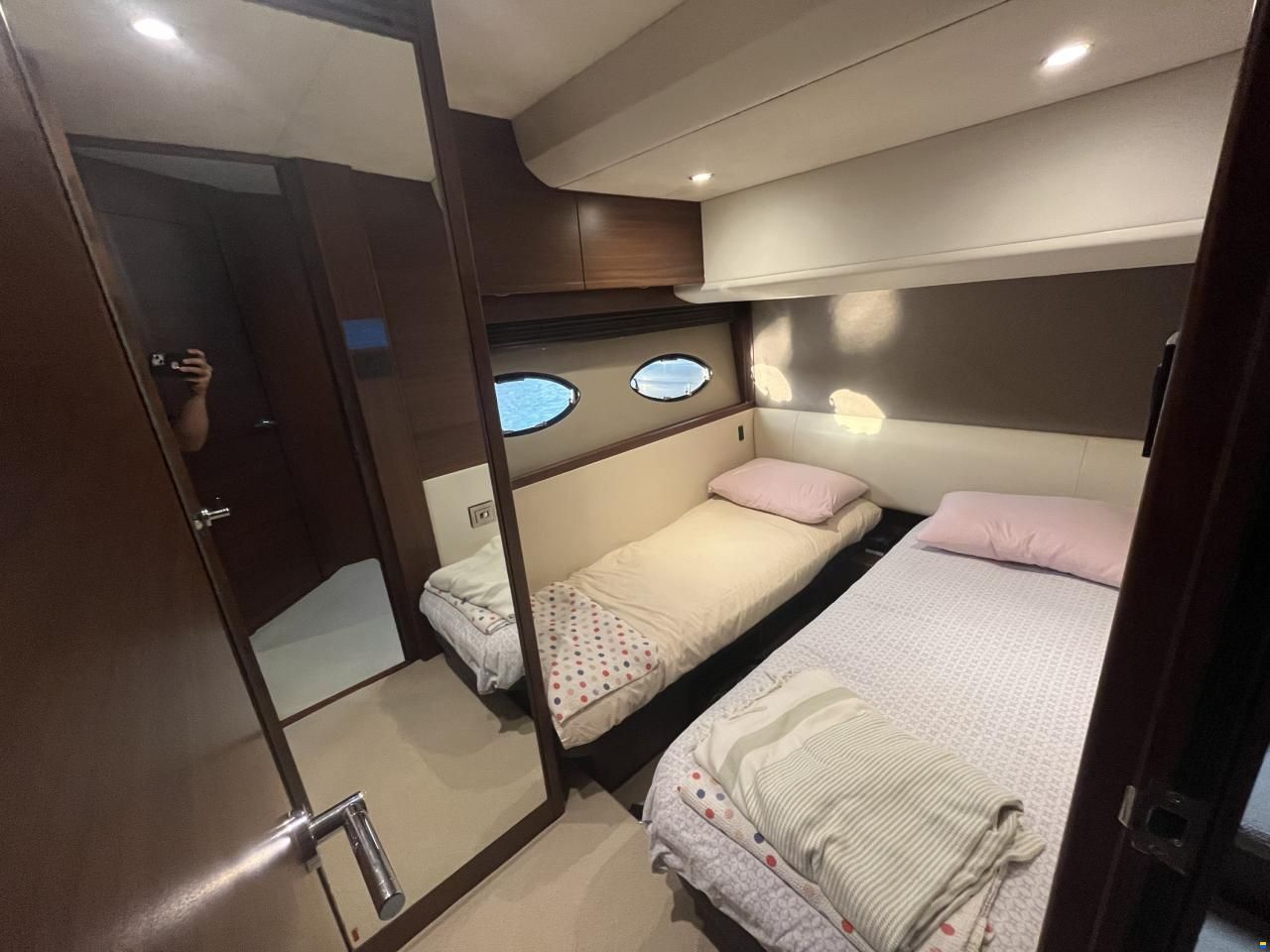 Princess F52