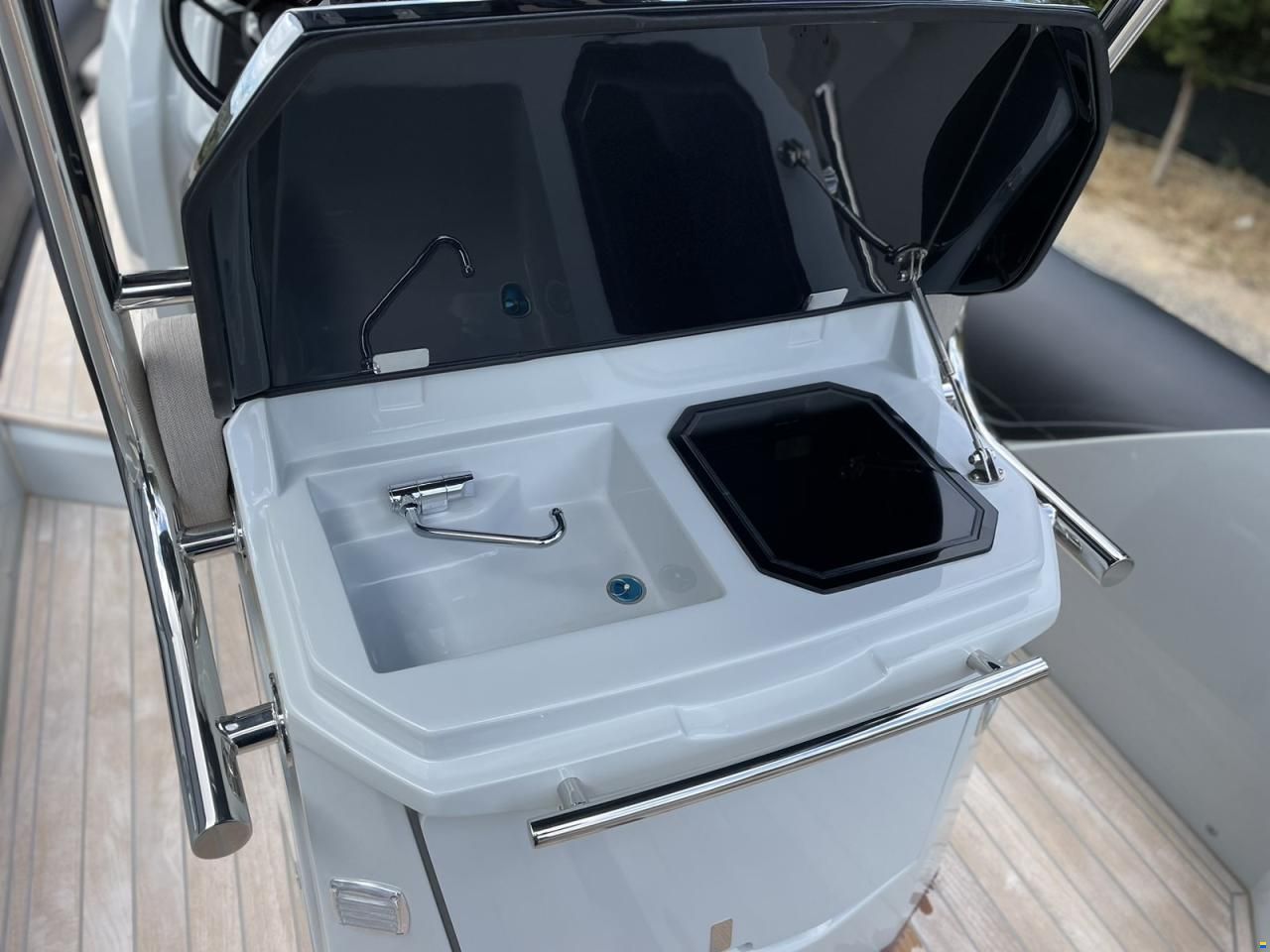 SACS Strider 10