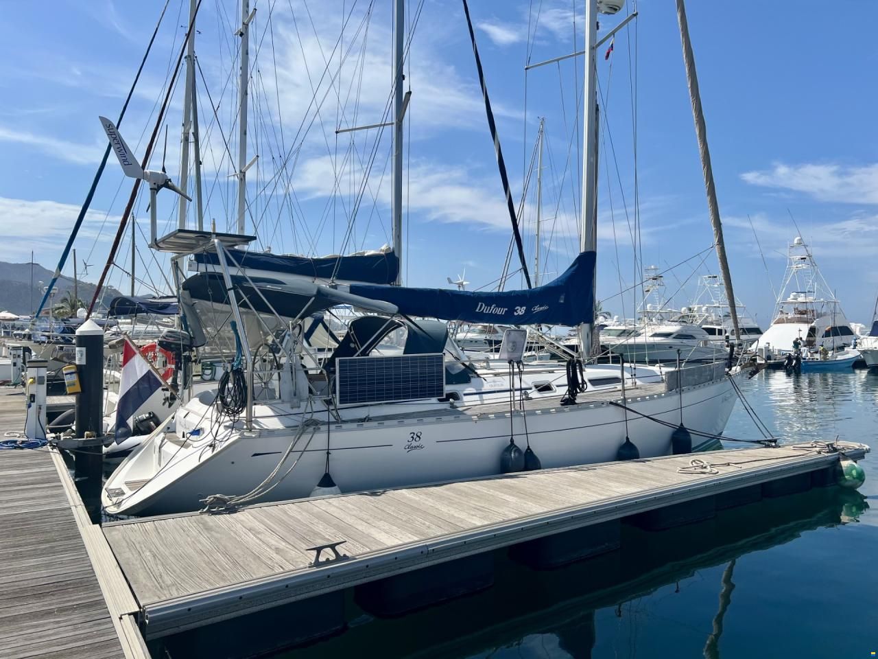 Dufour 38 Classic