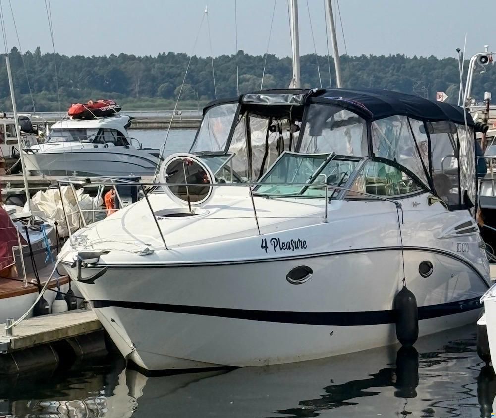 Maxum 2700 SE