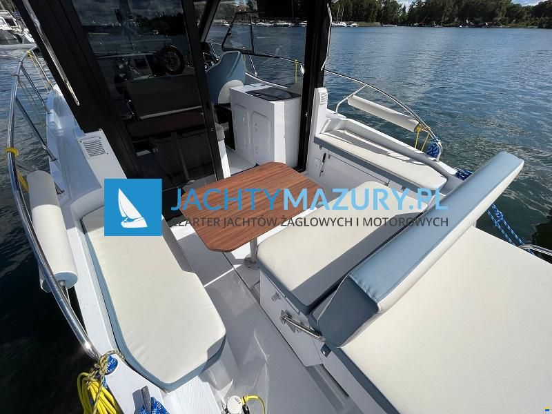 Nautic 880