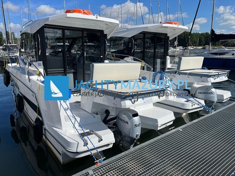 Nautic 880