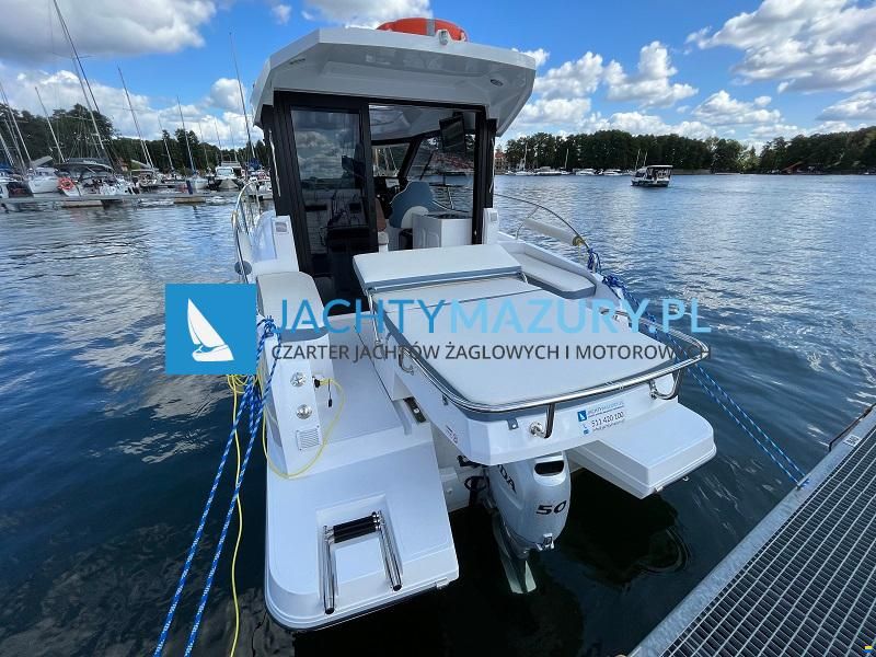 Nautic 880
