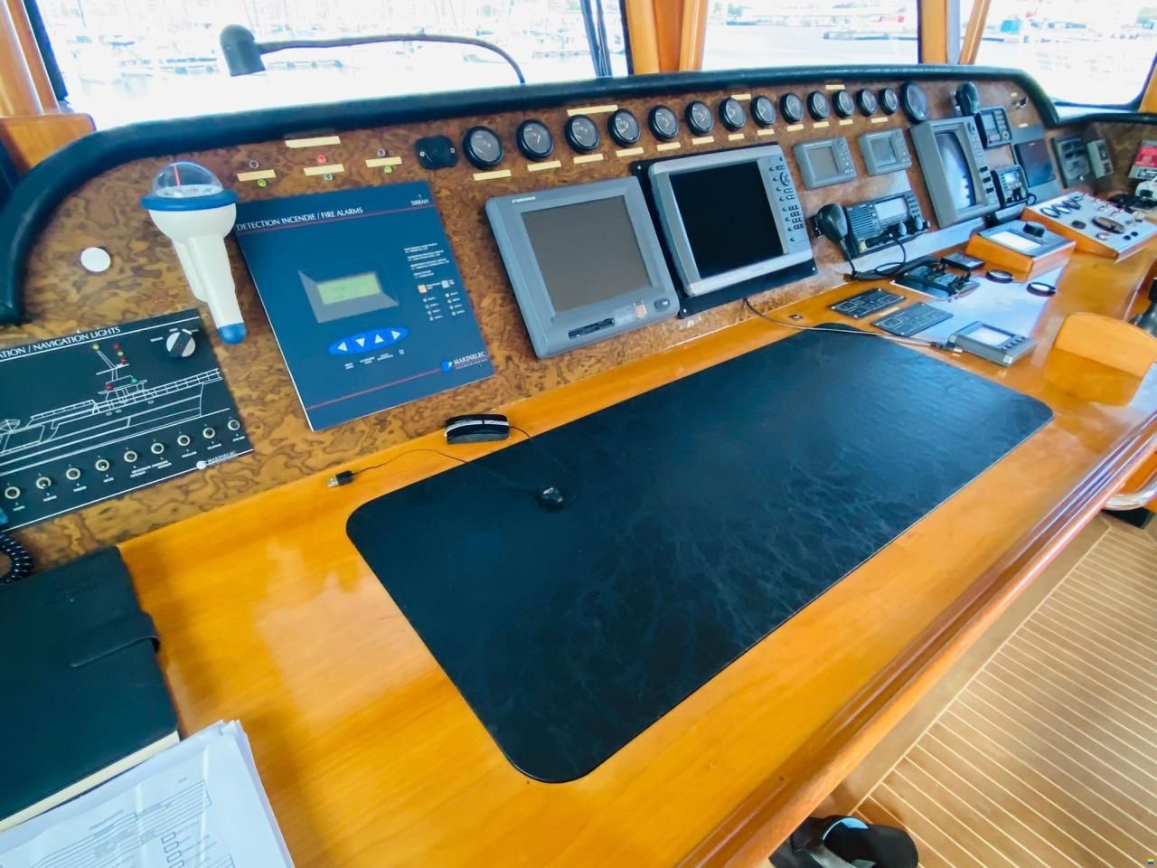 AB Yachts ATB Expedition
