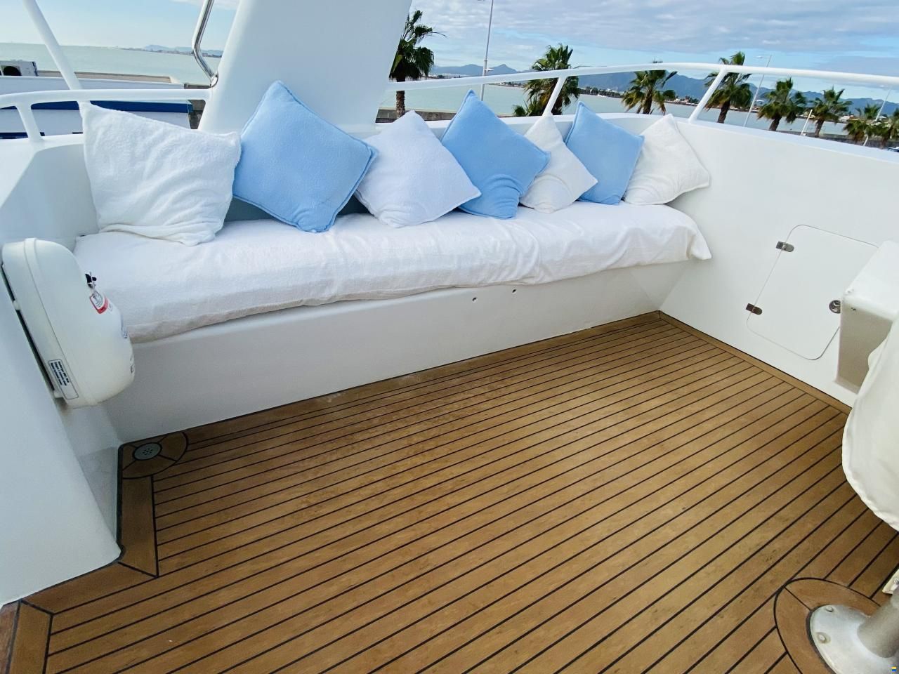 AB Yachts ATB Expedition