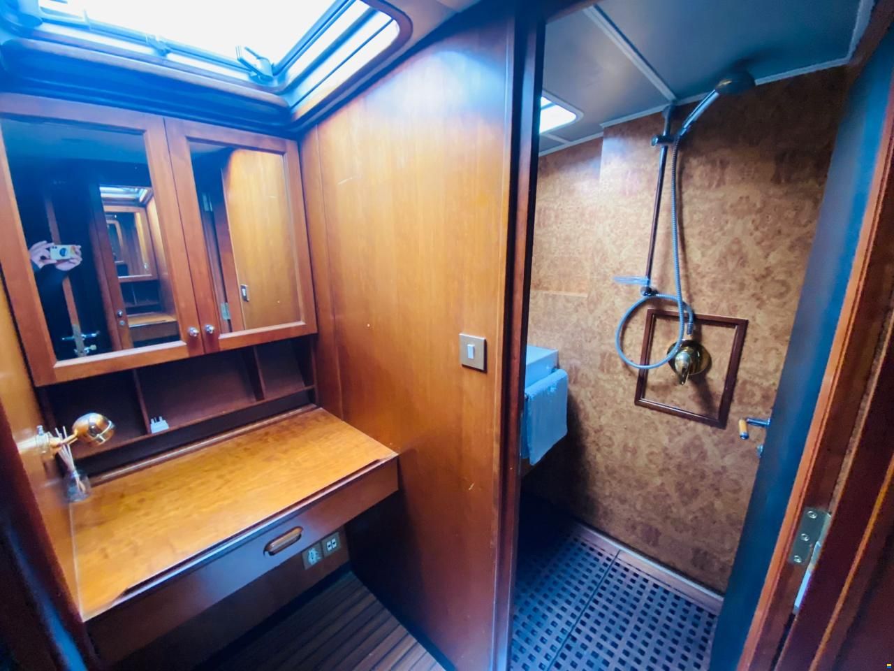 AB Yachts ATB Expedition