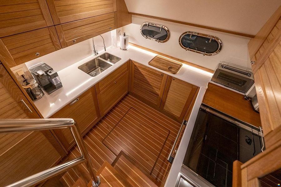 Sasga Yachts Menorquin 68 Flybridge