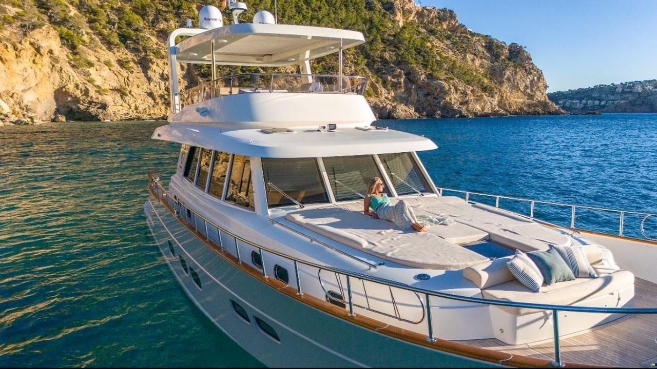 Sasga Yachts Menorquin 68 Flybridge