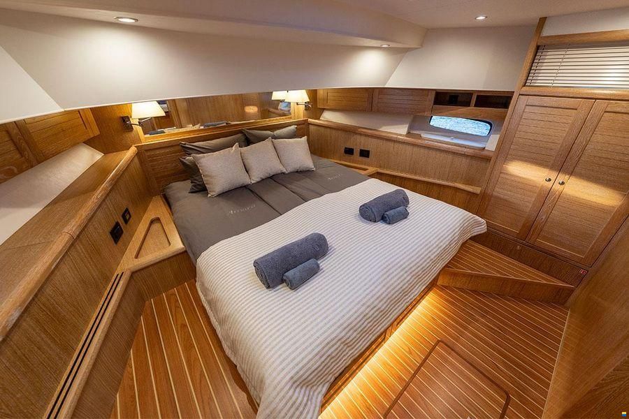 Sasga Yachts Menorquin 68 Flybridge