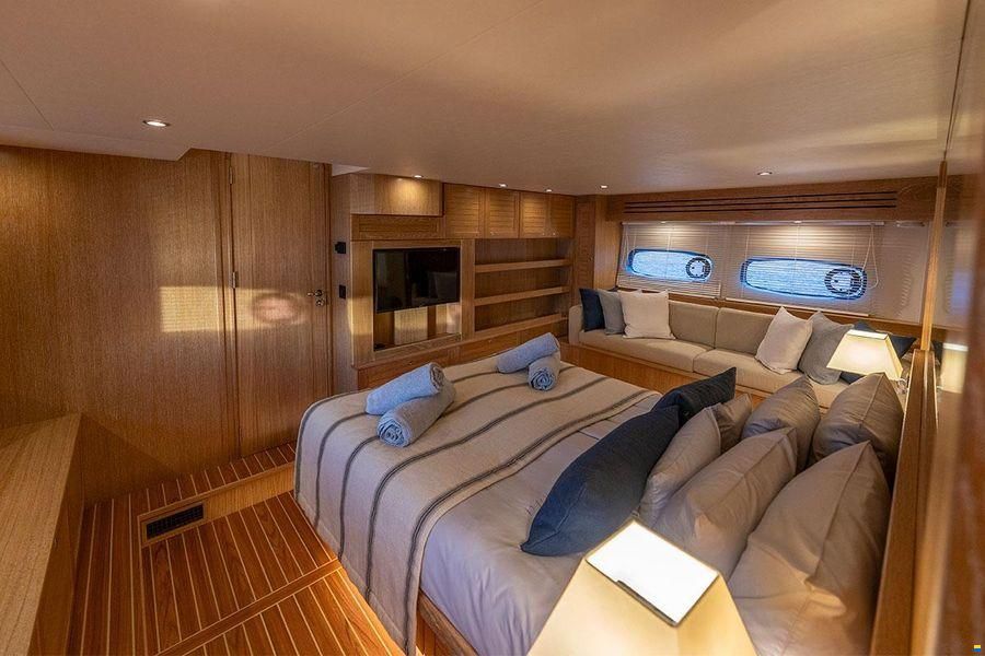 Sasga Yachts Menorquin 68 Flybridge
