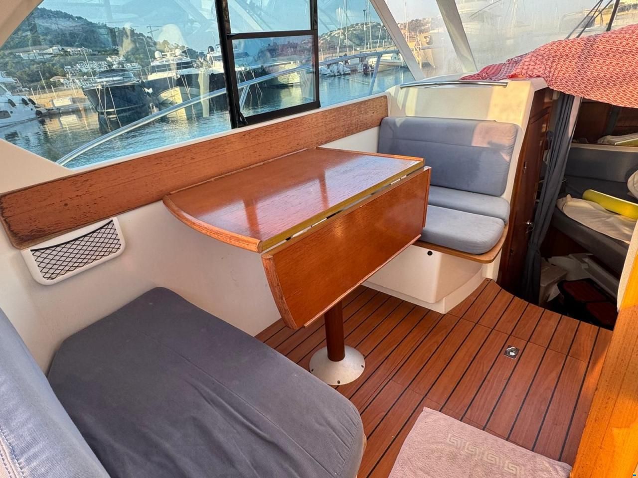 Beneteau Antares 8.80