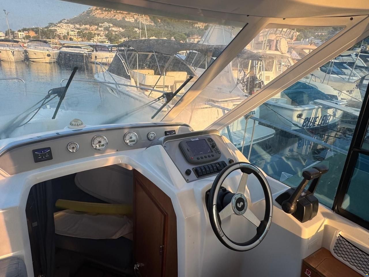 Beneteau Antares 8.80