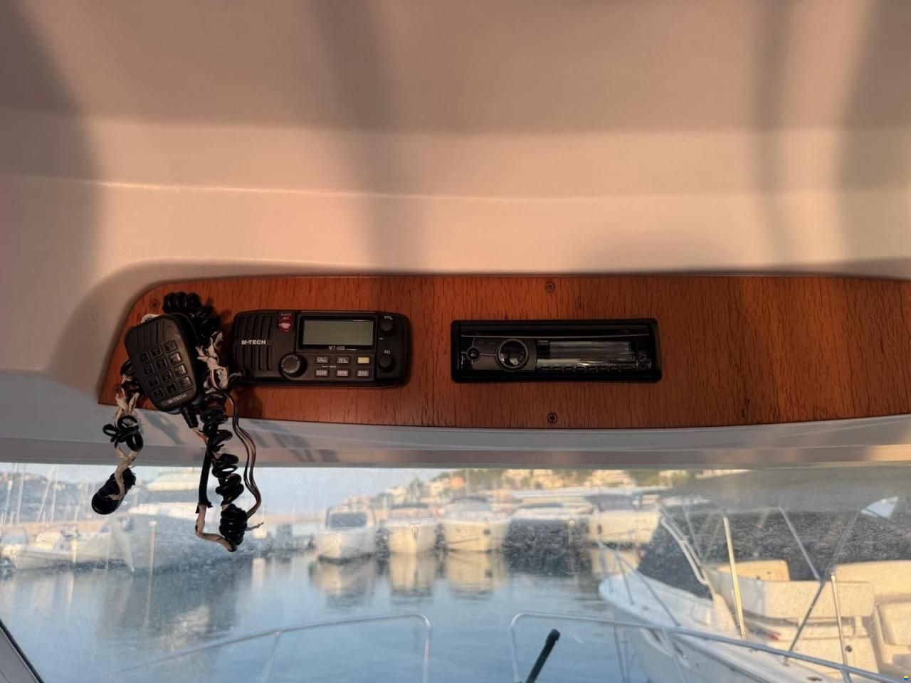 Beneteau Antares 8.80