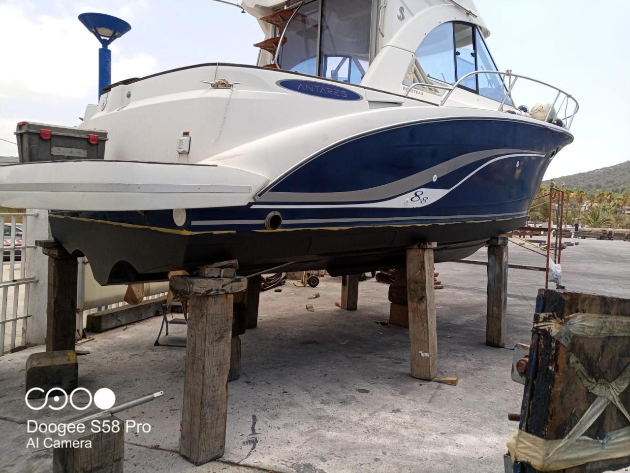 Beneteau Antares 8.80