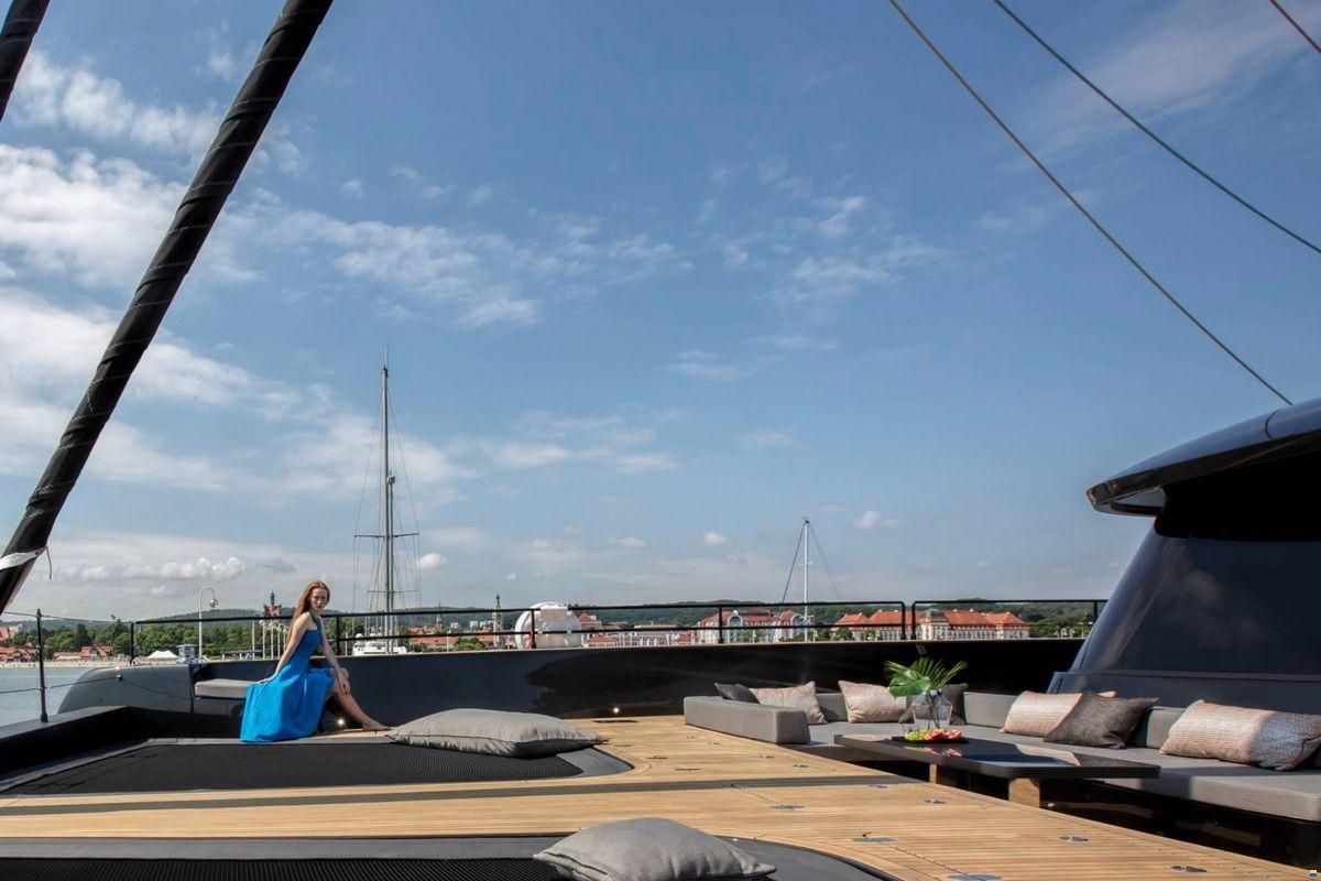 Sunreef 80 Sailing