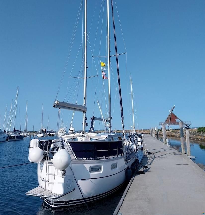 Nauticat 331