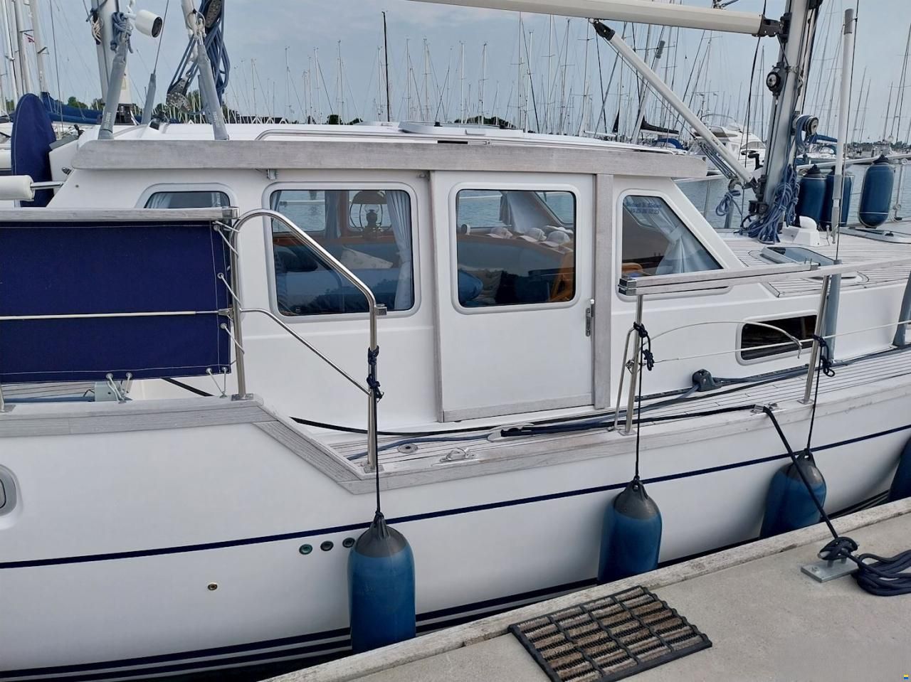 Nauticat 331