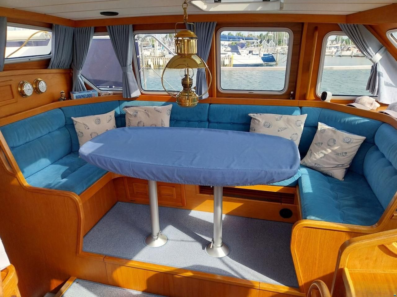 Nauticat 331
