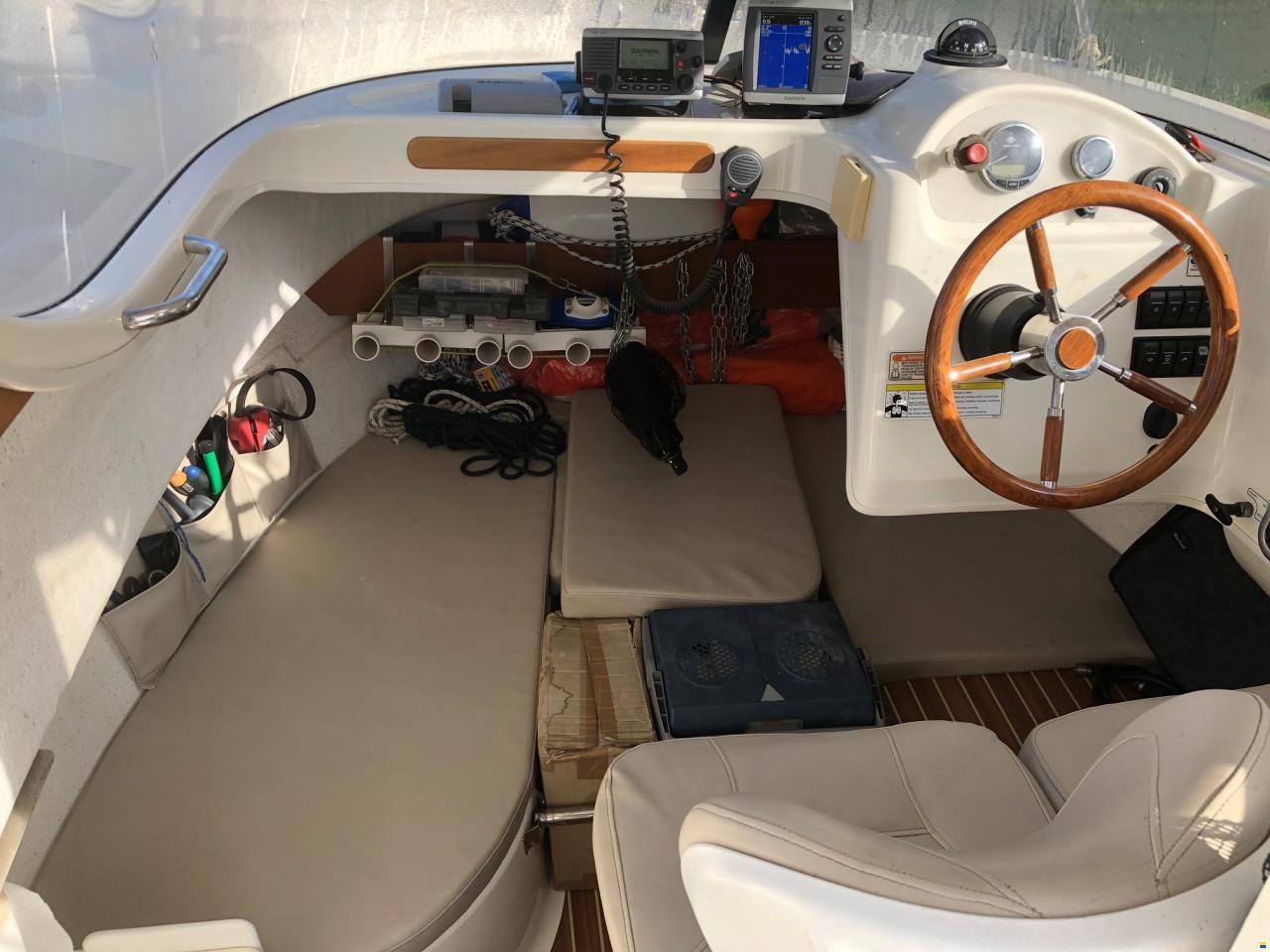 Quicksilver ARVOR 215