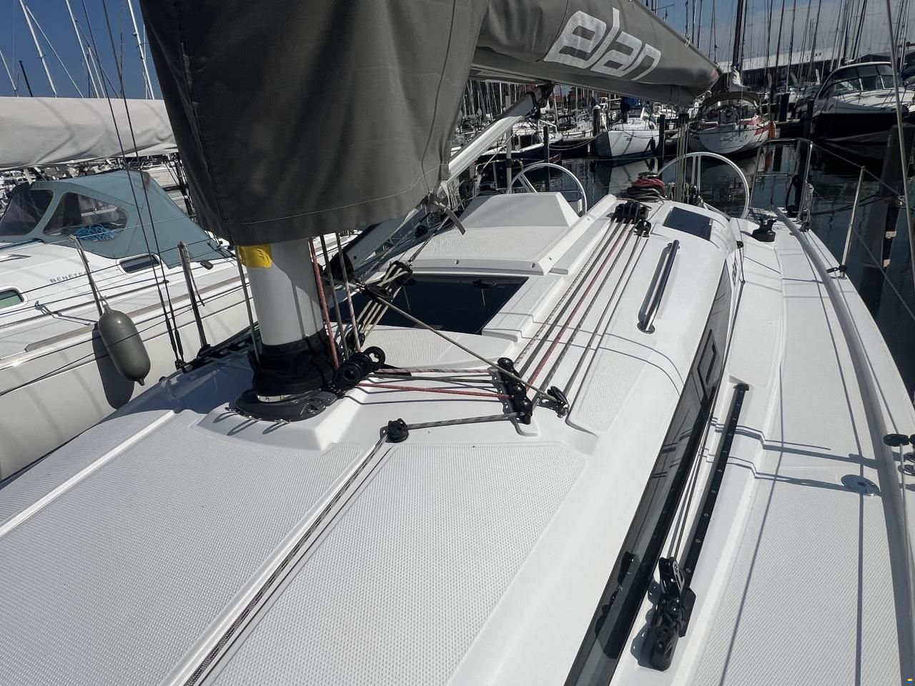 Elan E3