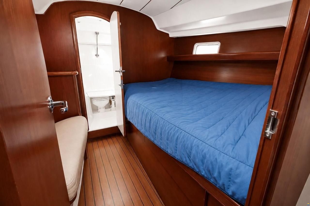 Beneteau Oceanis 411
