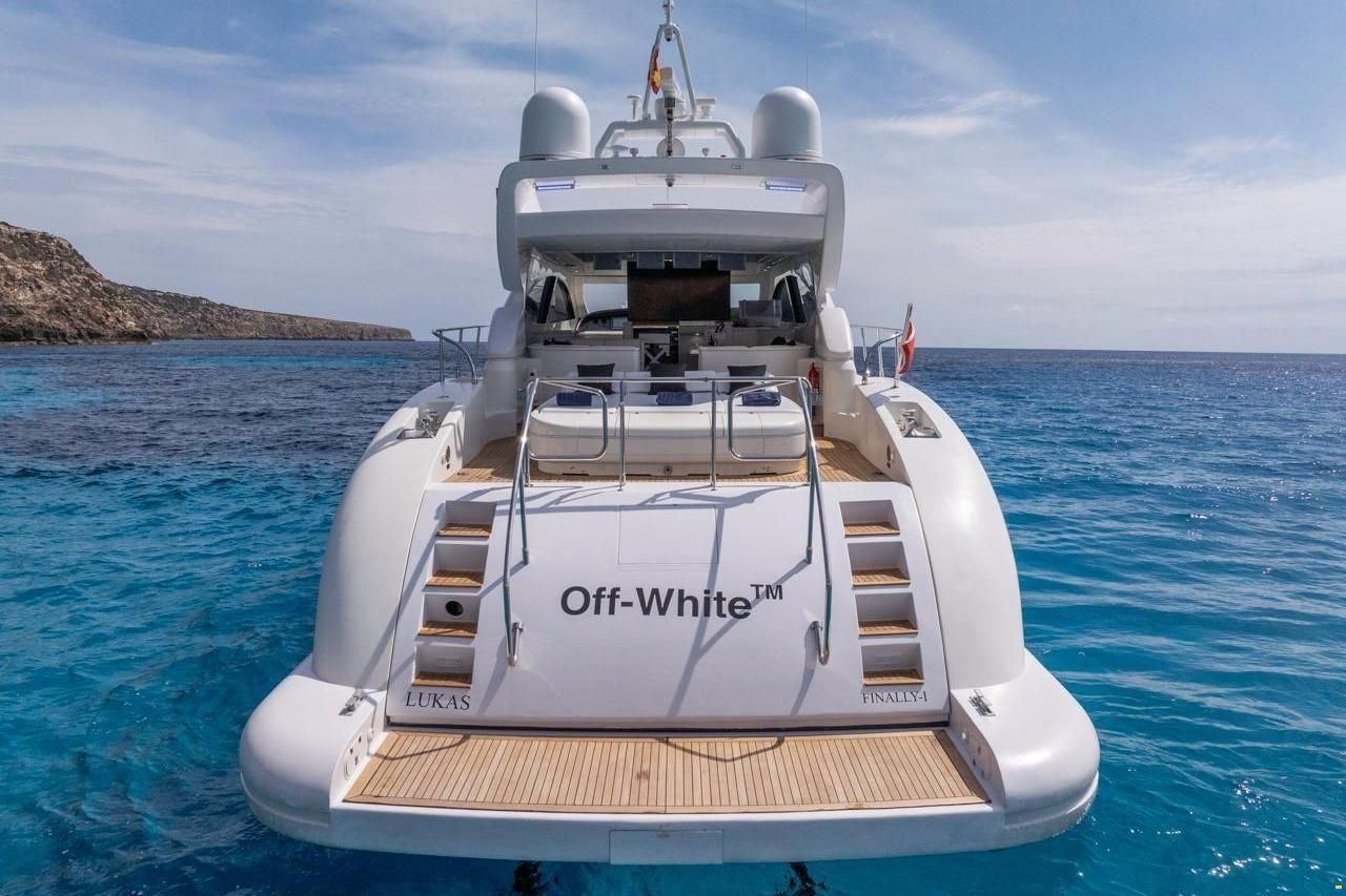 Mangusta 72