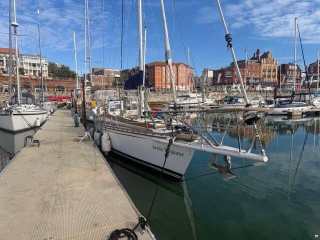 Classic Yacht Classic 50FT steel cutter