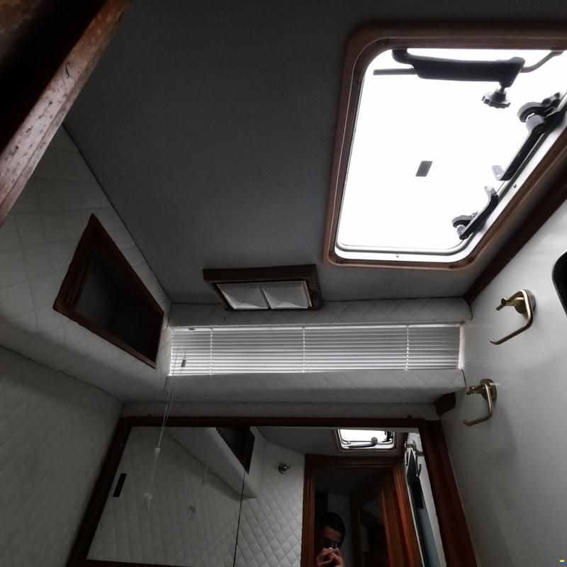 Sea Ray 390 Express